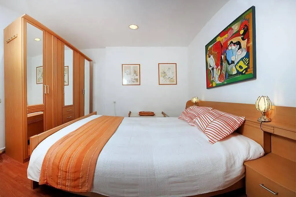 Apartments Mario بولا